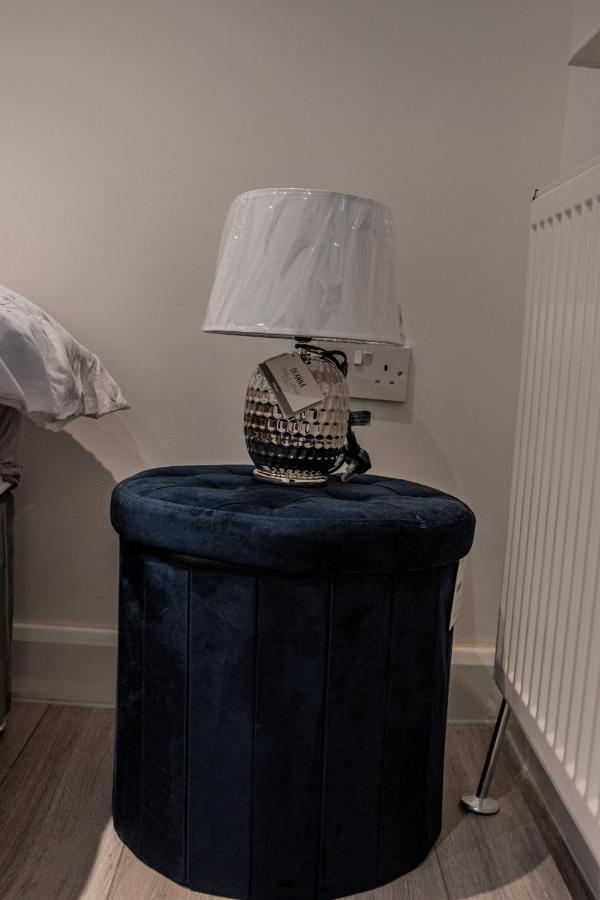 BV Comfy Spacious 3 Bedroom House At Tatton Street Mánchester Exterior foto